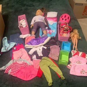 American girl doll with freckles blue eyes,brush , clothes and accessories.